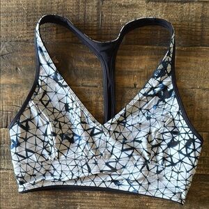 Lululemon Stylish Blue and White Sports Bra
